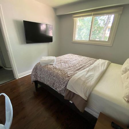 Yonge And Finch Subway !P Cozy & Quiet Private Bdr With Private Bathroom Toronto Exterior photo